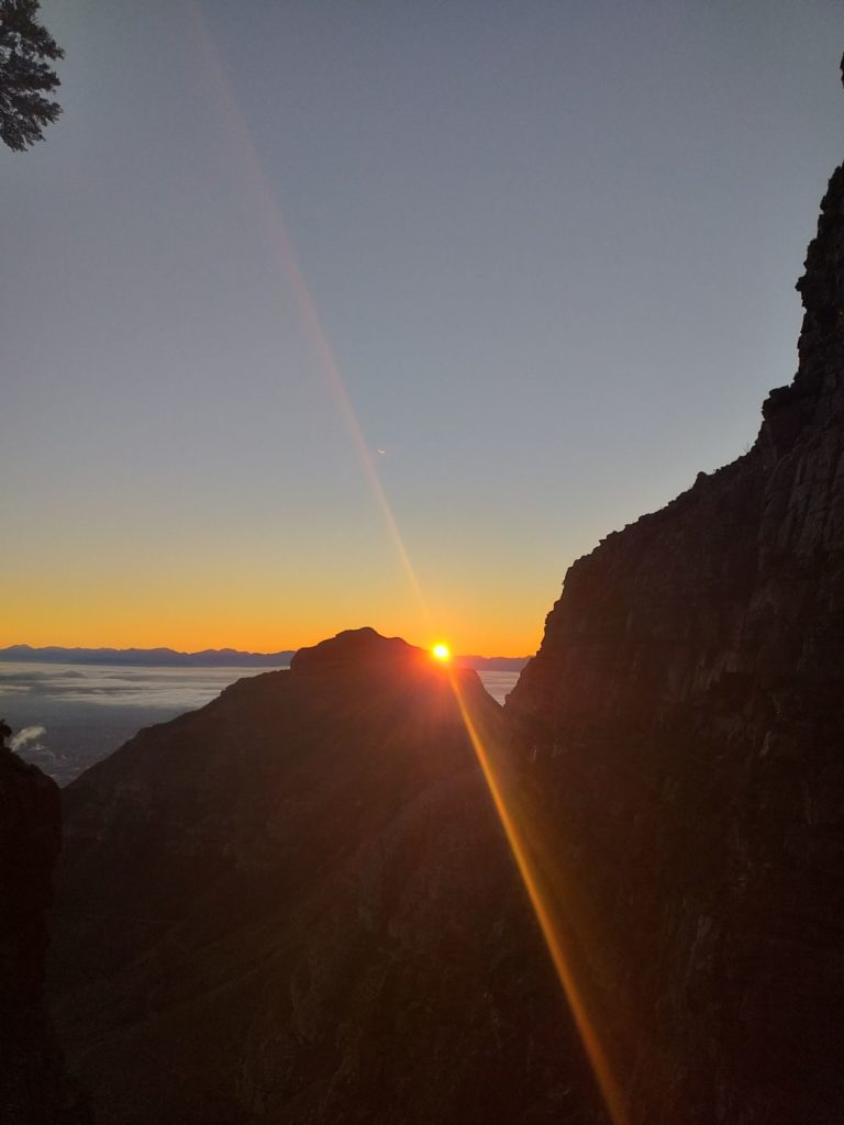 randonnée lever soleil Table Mountain