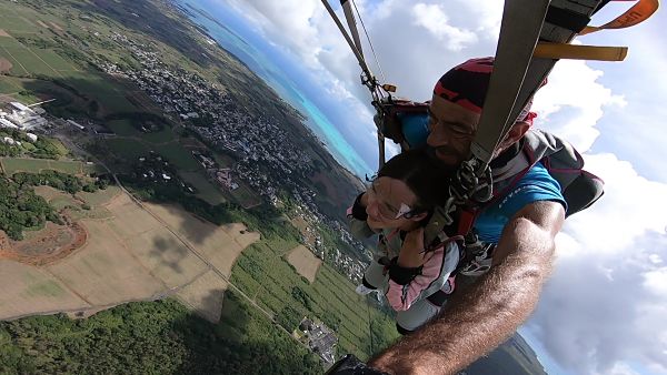 saut en parachute skydive mauritius