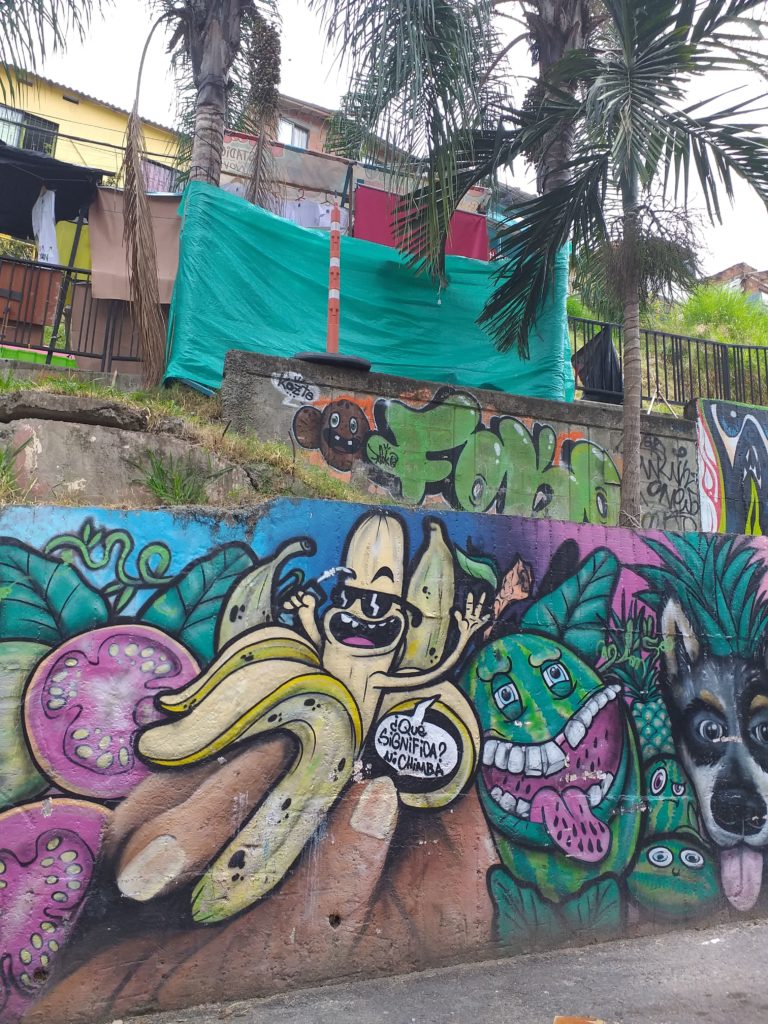 street art medellin comuna 13