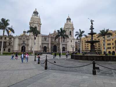 lima place centrale