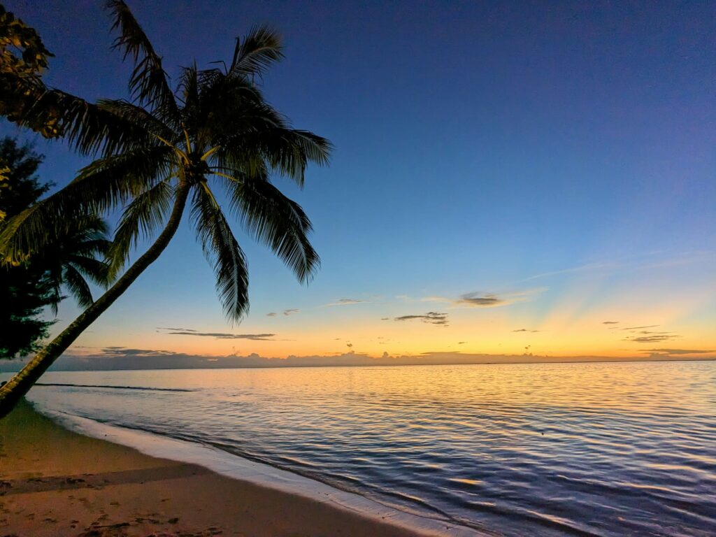 coucher de soleil moorea